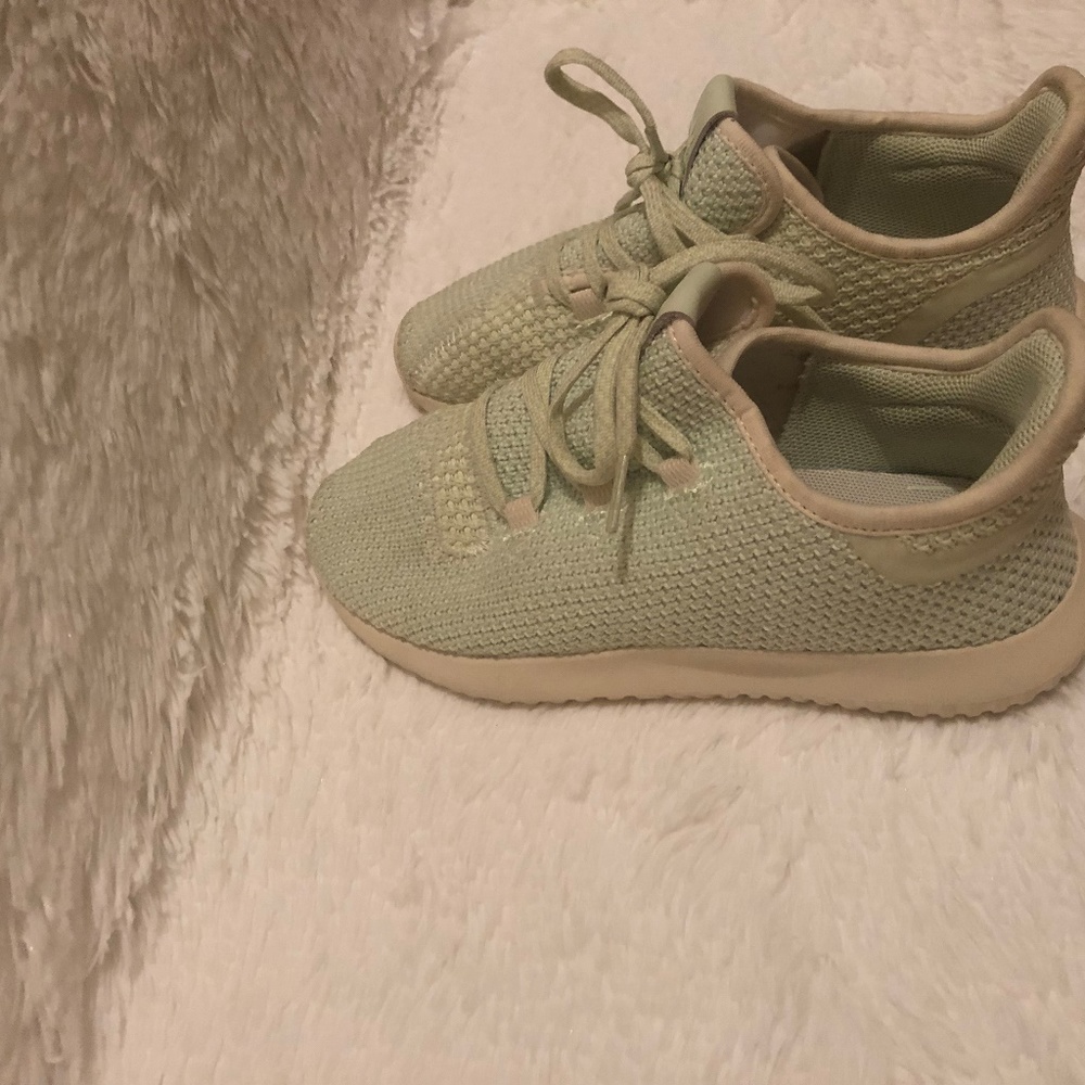 turquise sneakers